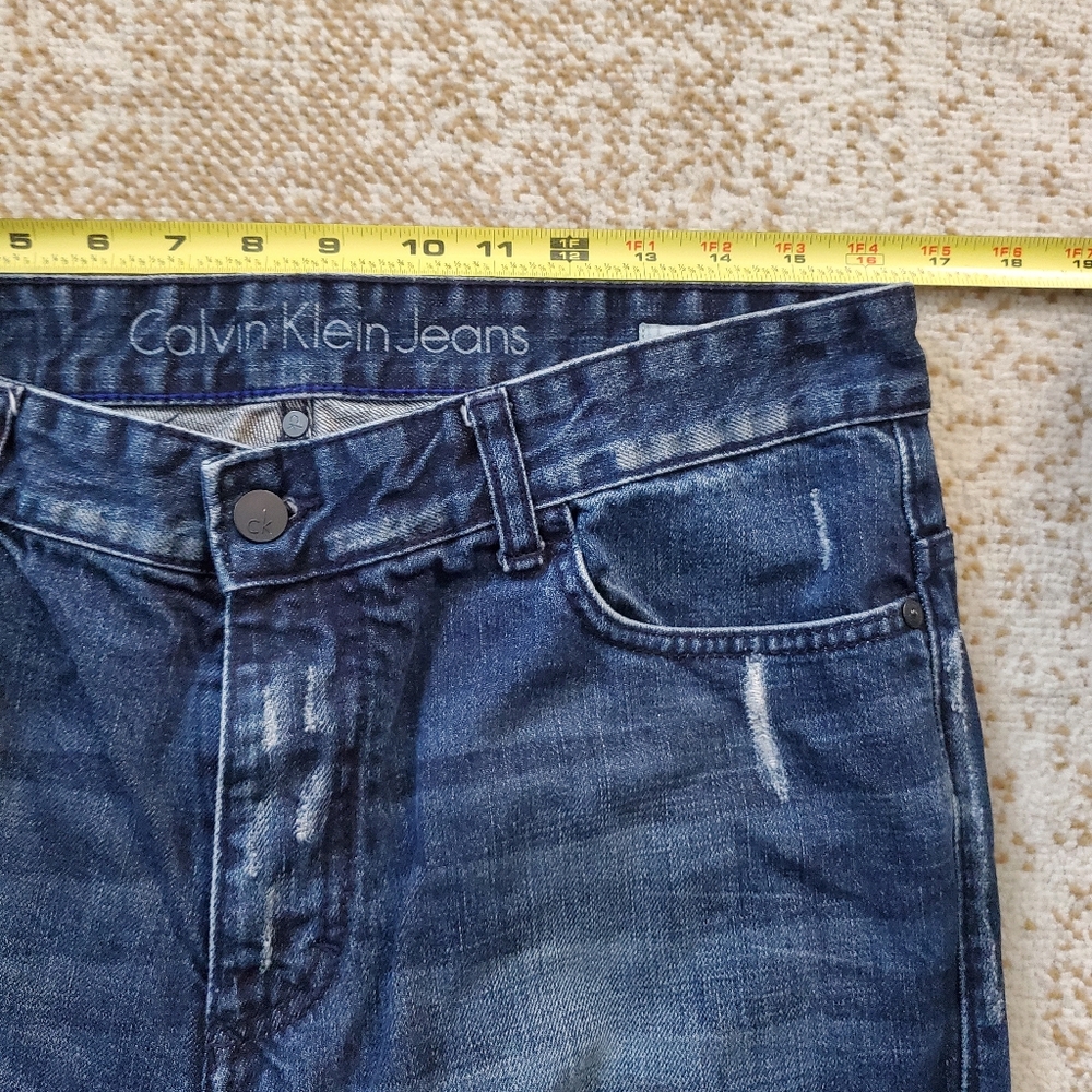 CALVIN KLEIN JEANS Distressed Slim Straight 33 - Picture 4 of 7